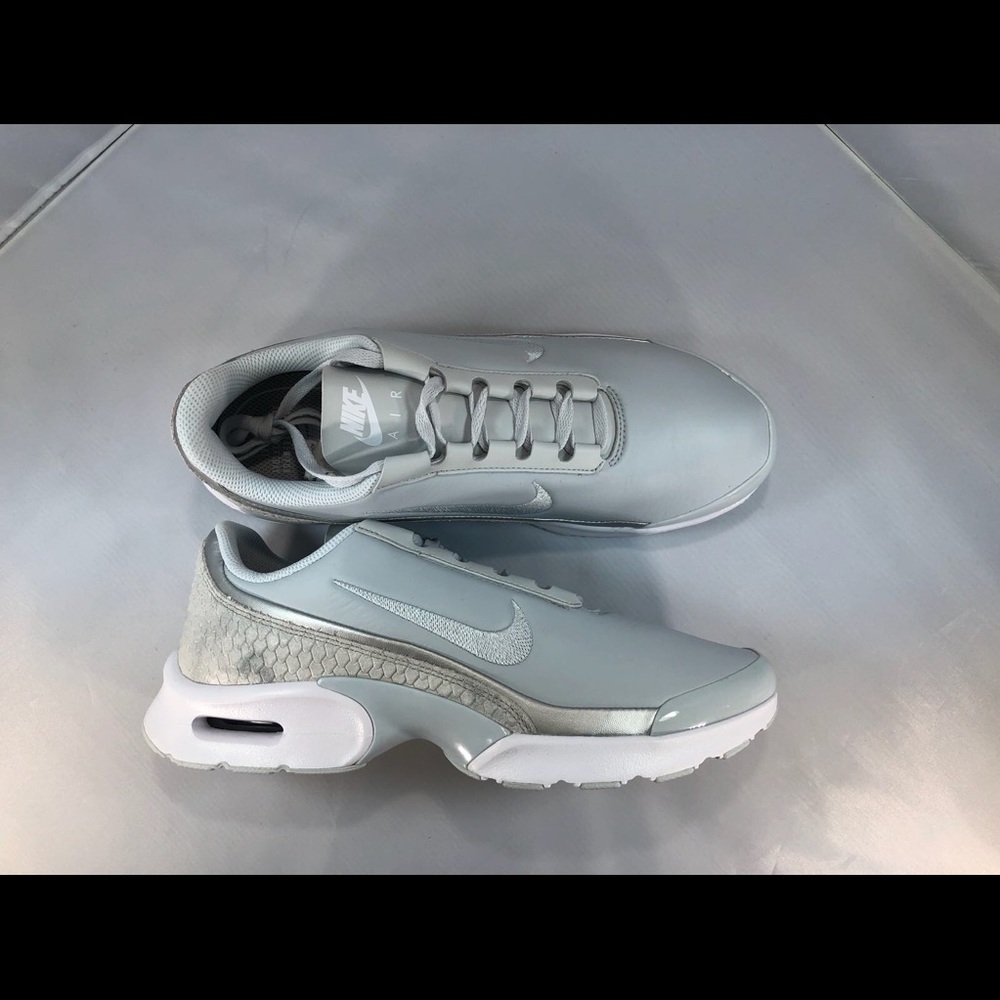 NIKE AIR MAX JEWELL PRM TXT WOMENS SNEAKERS